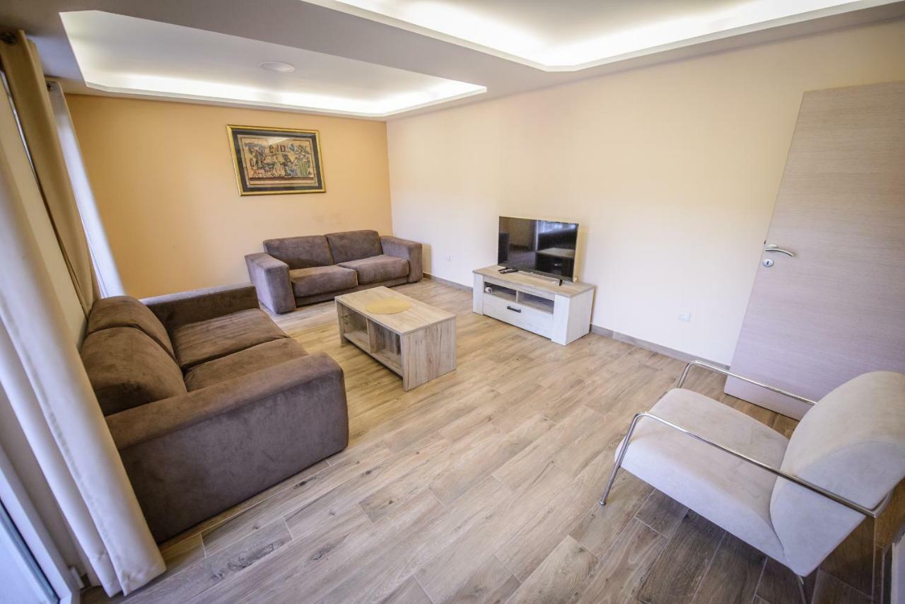 Apartment Vrutak Kotor Eksteriør bilde