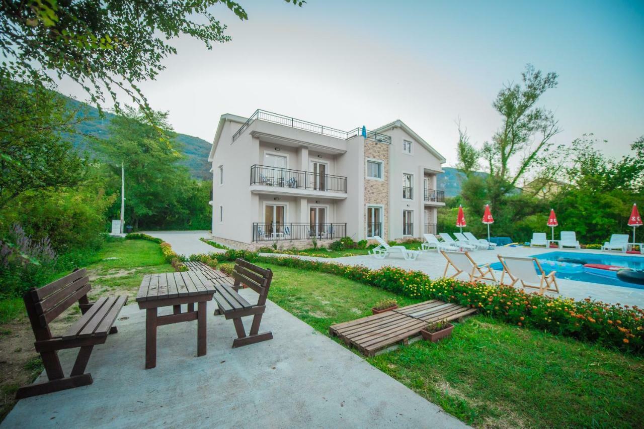 Apartment Vrutak Kotor Eksteriør bilde