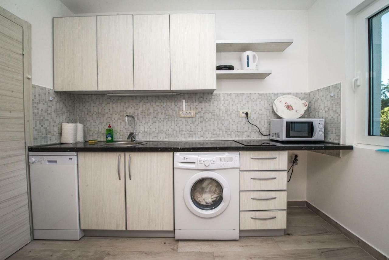 Apartment Vrutak Kotor Eksteriør bilde
