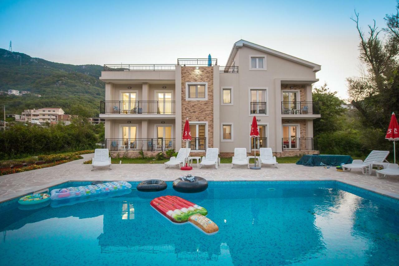 Apartment Vrutak Kotor Eksteriør bilde