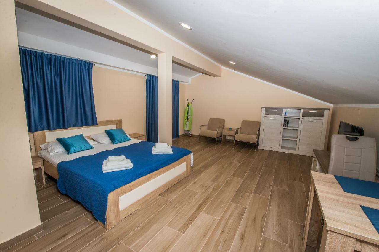 Apartment Vrutak Kotor Eksteriør bilde