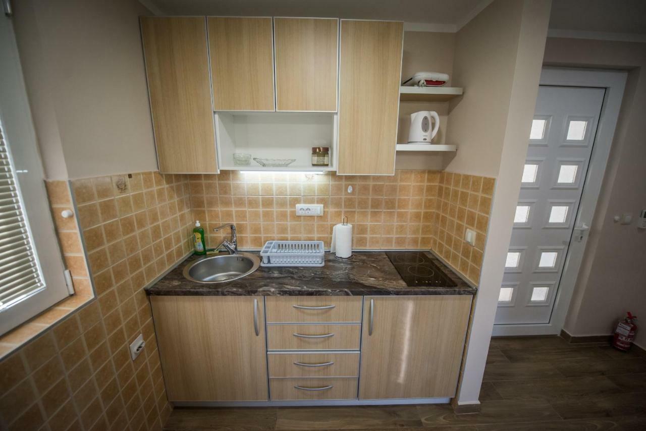 Apartment Vrutak Kotor Eksteriør bilde